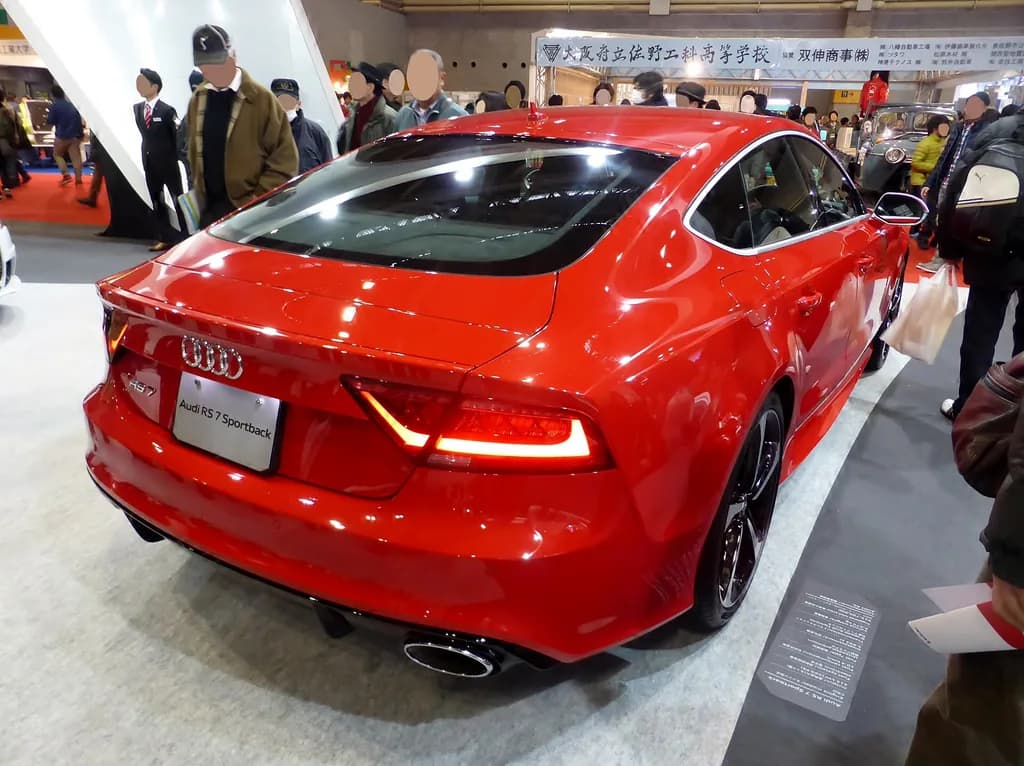 Audi RS7 Sportback 2022 | Tokumeigakarinoaoshima | CC0 | commons.wikimedia.org