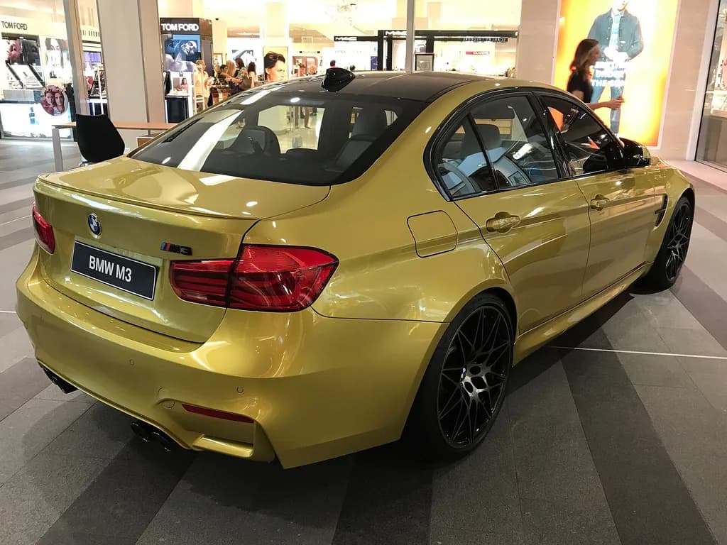 BMW M3 Sedan 2017 | EurovisionNim | CC BY-SA 4.0 | commons.wikimedia.org