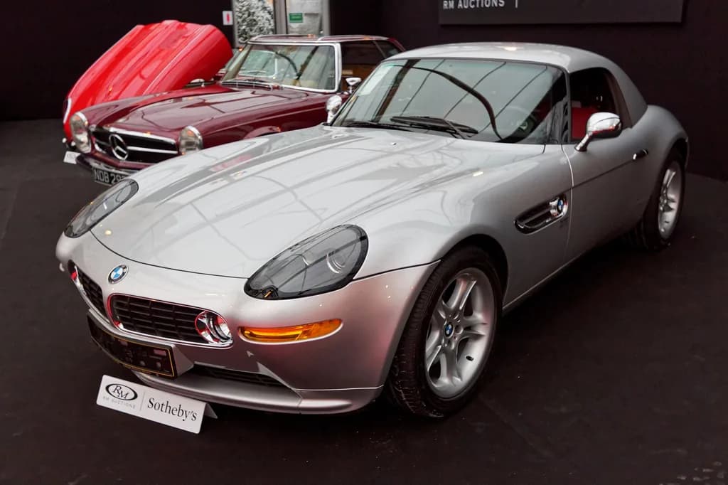 BMW Z8 2001 | Thesupermat | CC BY-SA 4.0 | commons.wikimedia.org