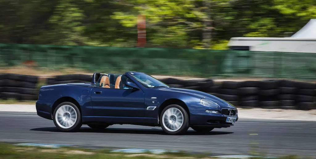 Maserati 3200 2002 | Grand Parc - Bordeaux, France from France | CC BY 2.0 | commons.wikimedia.org