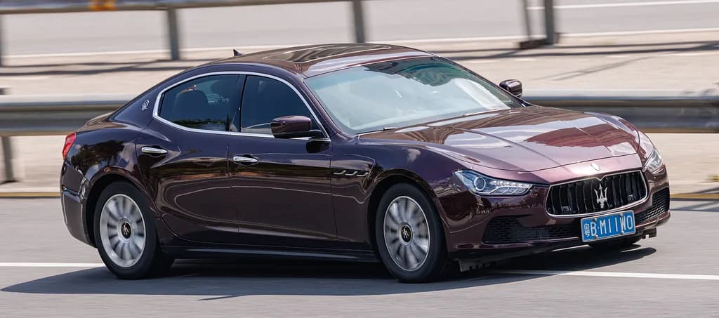 2024 Maserati Ghibli GT 2.0 V6 (híbrido)