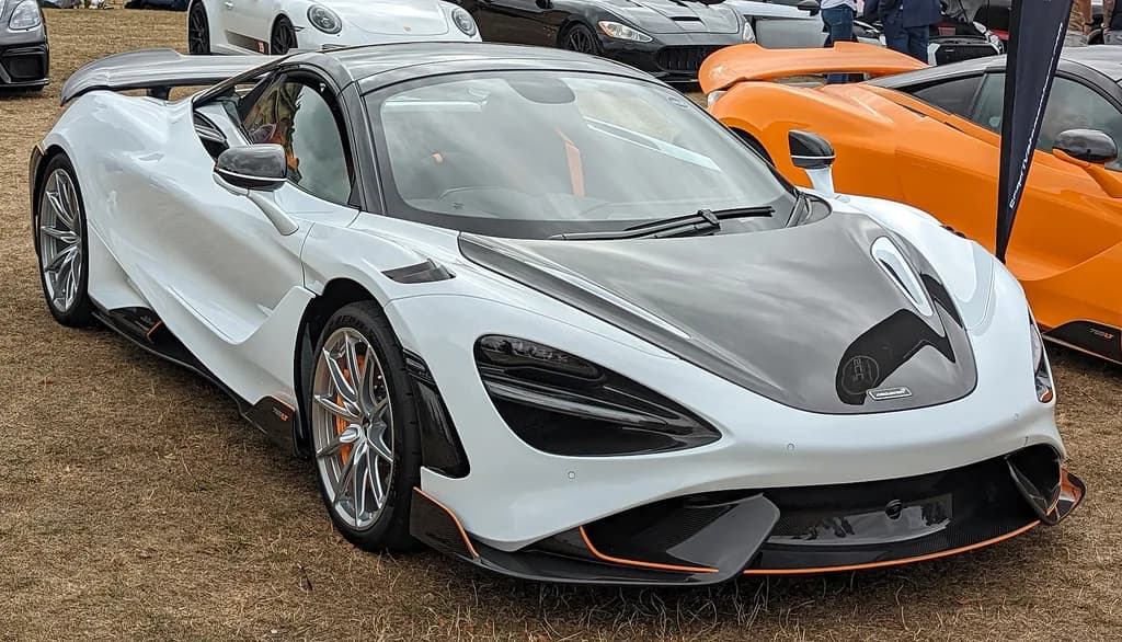 Mclaren 765LT 2022 | Calreyn88 | CC BY-SA 4.0 | commons.wikimedia.org