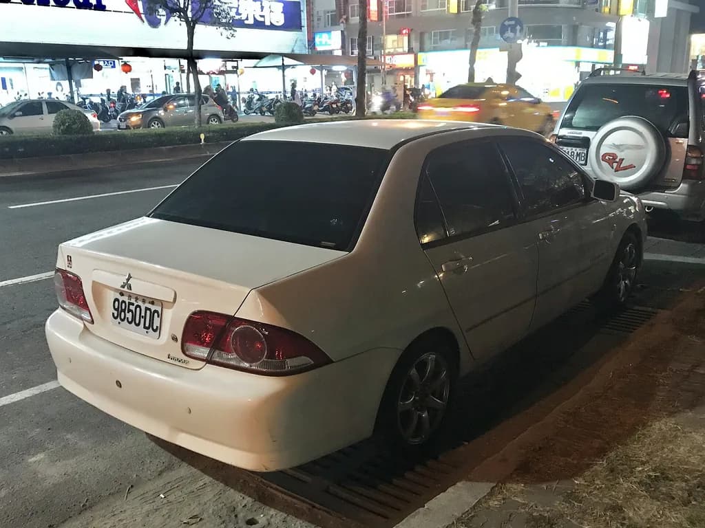 Mitsubishi Lancer 2019 | Jengtingchen | CC BY-SA 4.0 | commons.wikimedia.org