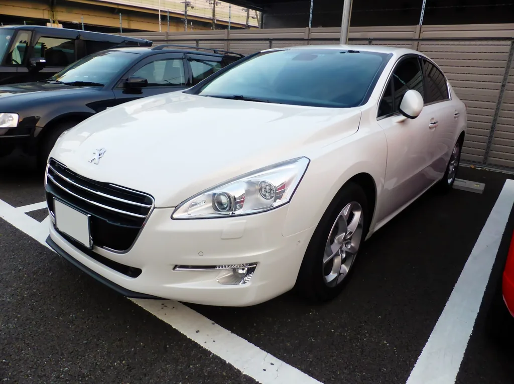 Peugeot 508 2014 | Tokumeigakarinoaoshima | CC0 | commons.wikimedia.org