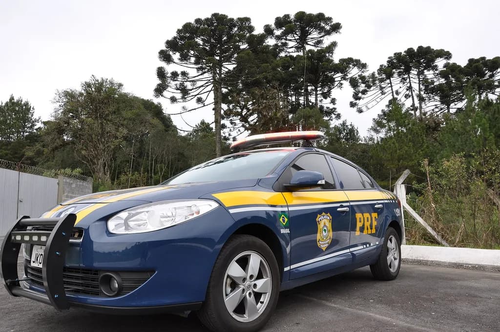 Renault Fluence 2018 | PRF Paraná | CC BY 2.0 | commons.wikimedia.org