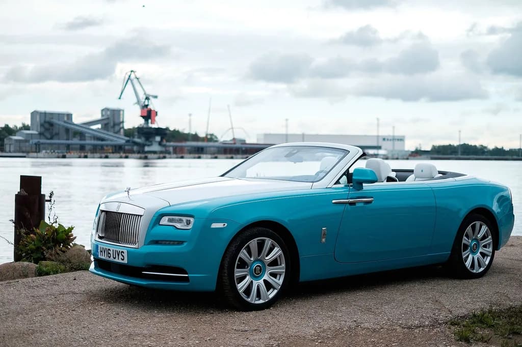 Rolls Royce Dawn 2020 | Kārlis Dambrāns from Latvia | CC BY 2.0 | commons.wikimedia.org