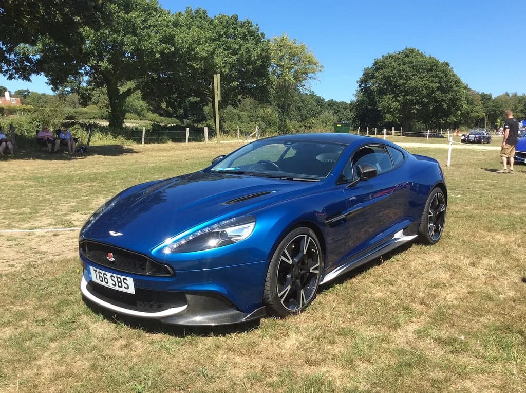 2016 Aston Martin Vanquish V12 6.0 565CV