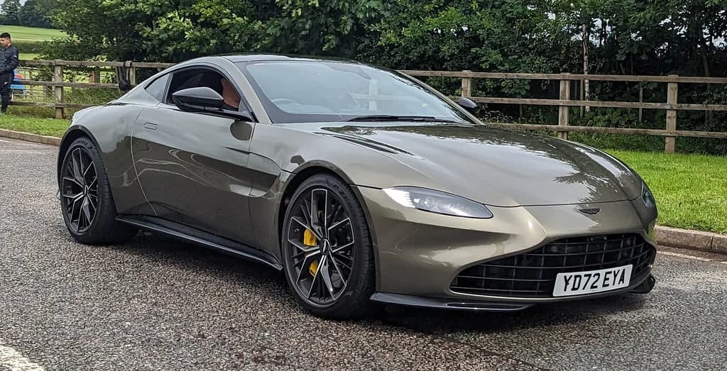Aston Martin Vantage 2022 | Calreyn88 | CC BY-SA 4.0 | commons.wikimedia.org