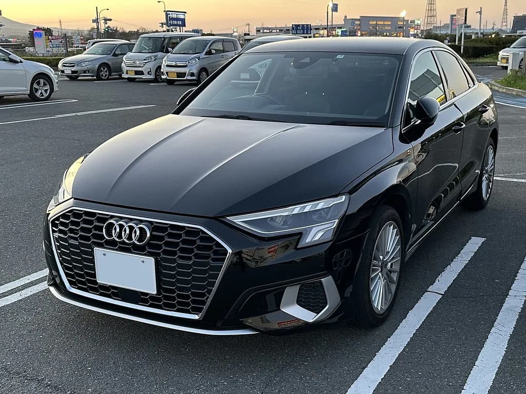 Audi A3 Sedan 2023 | Tokumeigakarinoaoshima | CC BY-SA 4.0 | commons.wikimedia.org