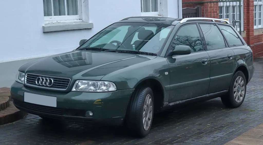 Audi A4 2001 | Vauxford | CC BY-SA 4.0 | commons.wikimedia.org
