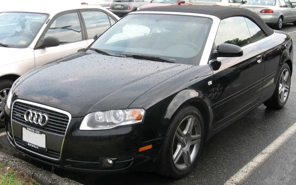 Audi A4 2008 | IFCAR | Public domain | commons.wikimedia.org