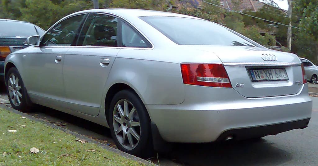Audi A6 2004 | OSX | Public domain | commons.wikimedia.org