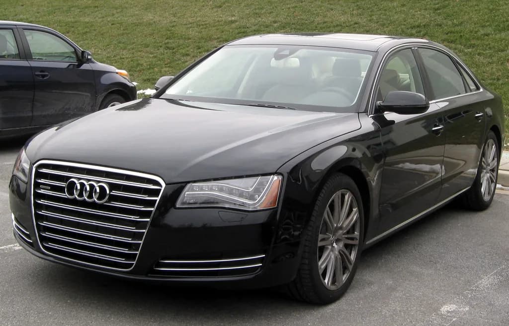 Audi A8 2012 | IFCAR | Public domain | commons.wikimedia.org