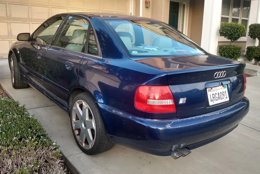 Audi S4 2000 | DestinationFearFan | CC BY-SA 4.0 | commons.wikimedia.org