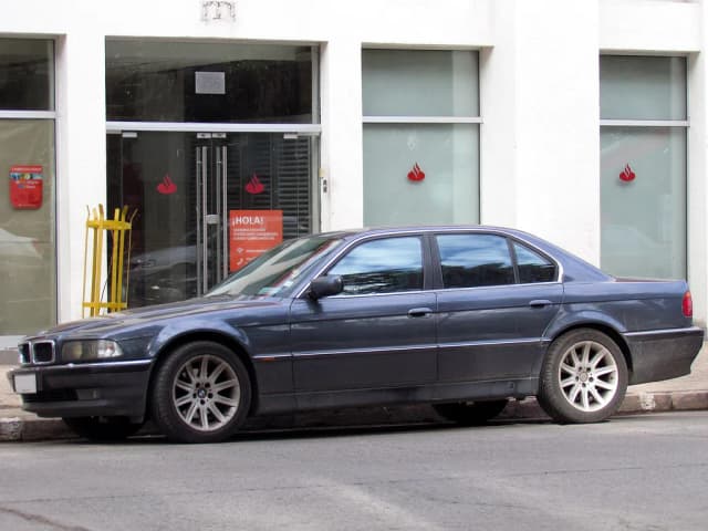 1997 BMW 740I