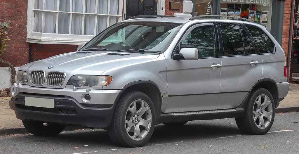 BMW X5 2002 | Vauxford | CC BY-SA 4.0 | commons.wikimedia.org
