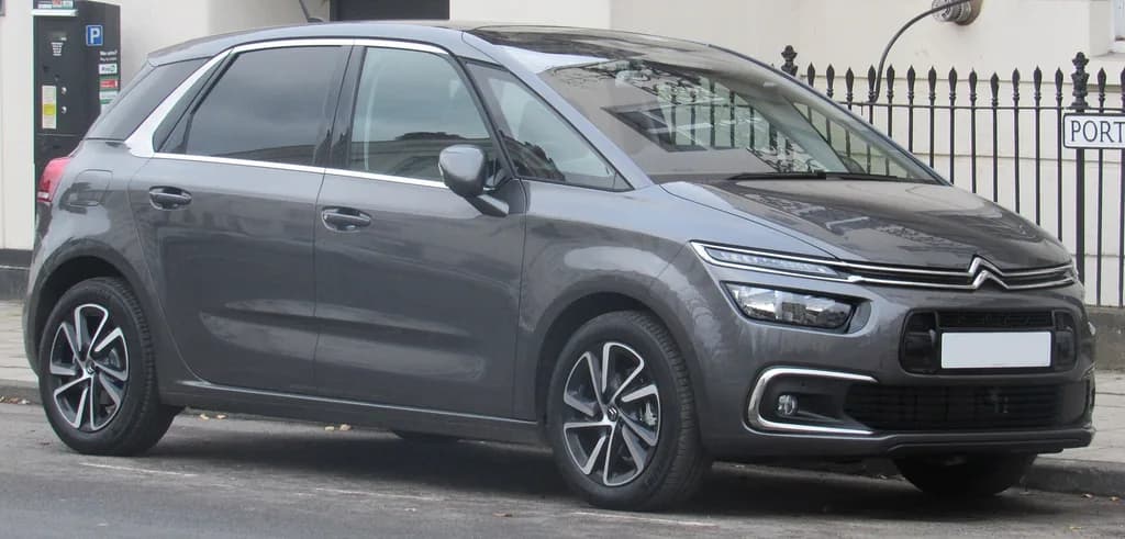 Citroen C4 2017 | Vauxford | CC BY-SA 4.0 | commons.wikimedia.org