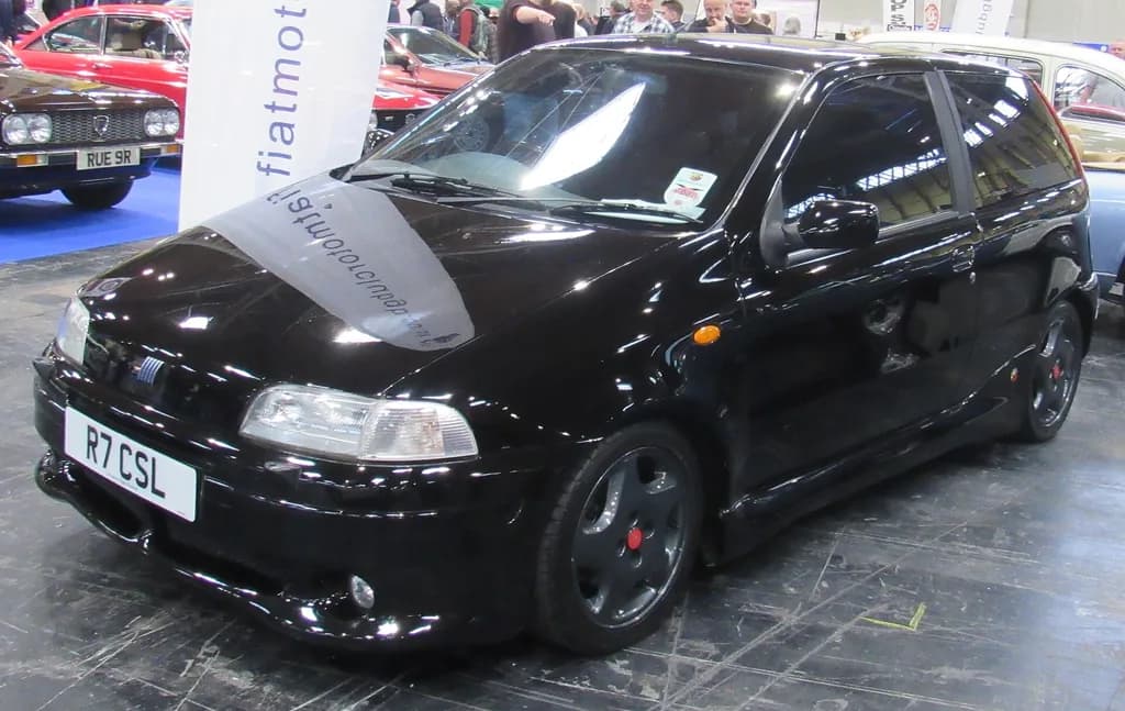 Fiat Punto 2017 | Vauxford | CC BY-SA 4.0 | commons.wikimedia.org