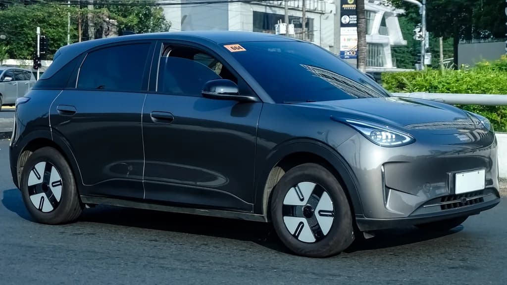 Geely EX2 2027 | Ethan Llamas | CC BY-SA 4.0 | commons.wikimedia.org