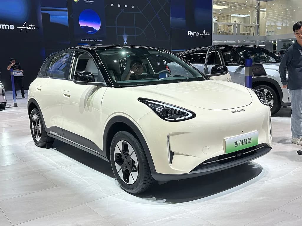 Geely EX2 2027: Pro ou Max, o que muda de uma para a outra