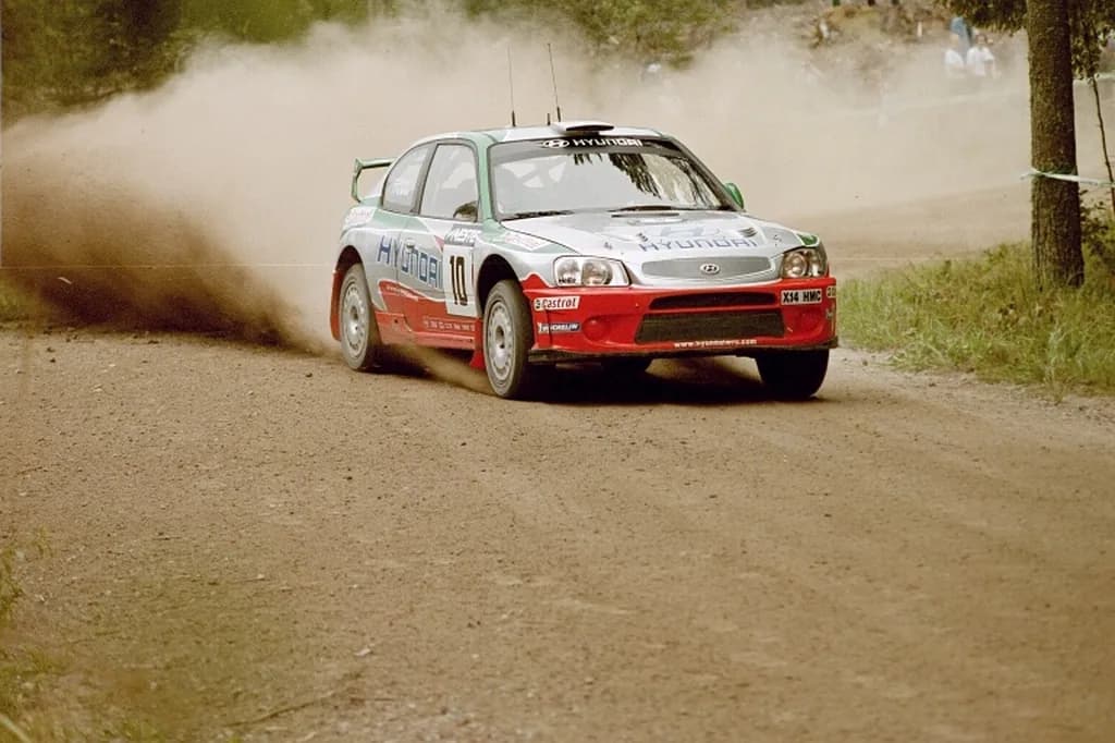 Hyundai Accent 2001 | Pasi Piesanen | CC BY-SA 3.0 | commons.wikimedia.org