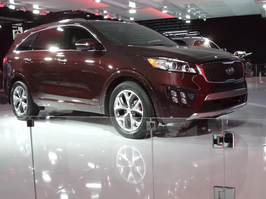 Kia Sorento 2016 | Zytonits | CC BY-SA 2.0 | commons.wikimedia.org