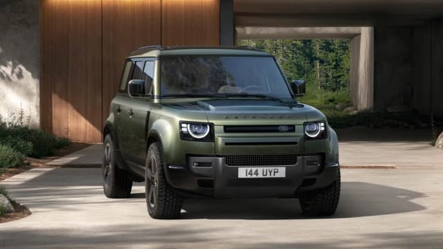 2027 Land Rover Defender 110 X D350 Die. Aut. (híb.)