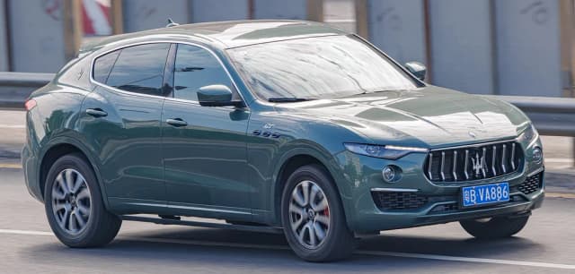 2023 Maserati Levante GT 2.0 330CV Aut. (híb.)