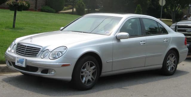 2005 Mercedes-Benz E-320 Avantgarde