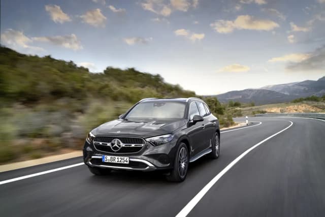 2027 Mercedes-Benz GLC-300 AMG Line 4MATIC 2.0 Tb Aut (híb)