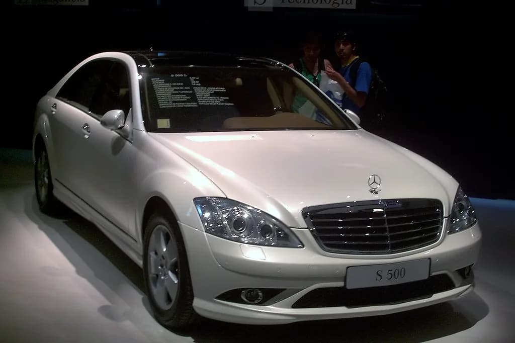 Mercedes-Benz S-500L 2010