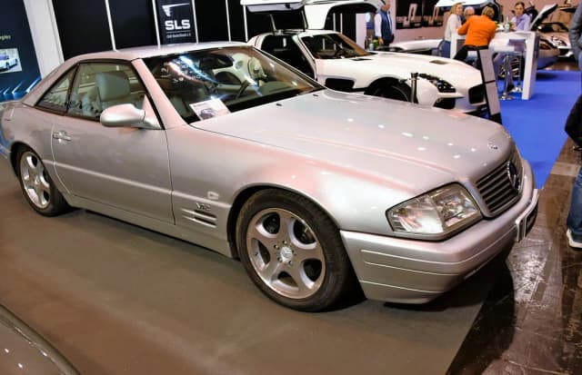 2000 Mercedes-Benz Sl-600