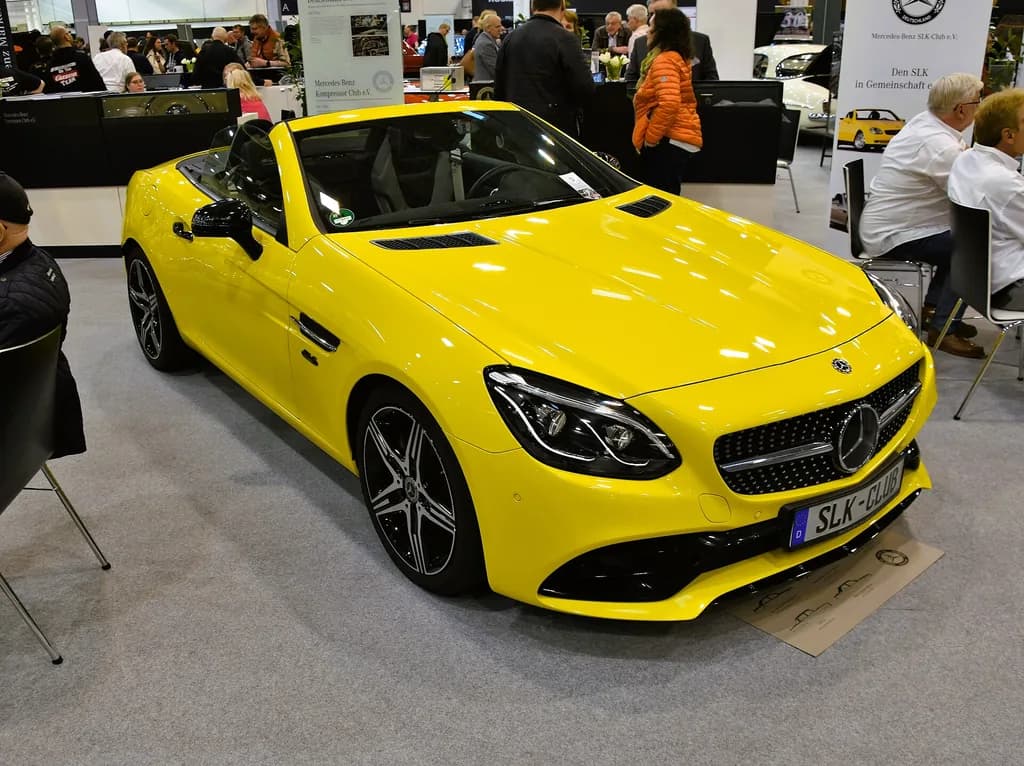 Mercedes-Benz SLC-300 2020