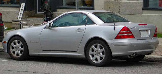 2004 Mercedes-Benz SLK-230 Kompressor