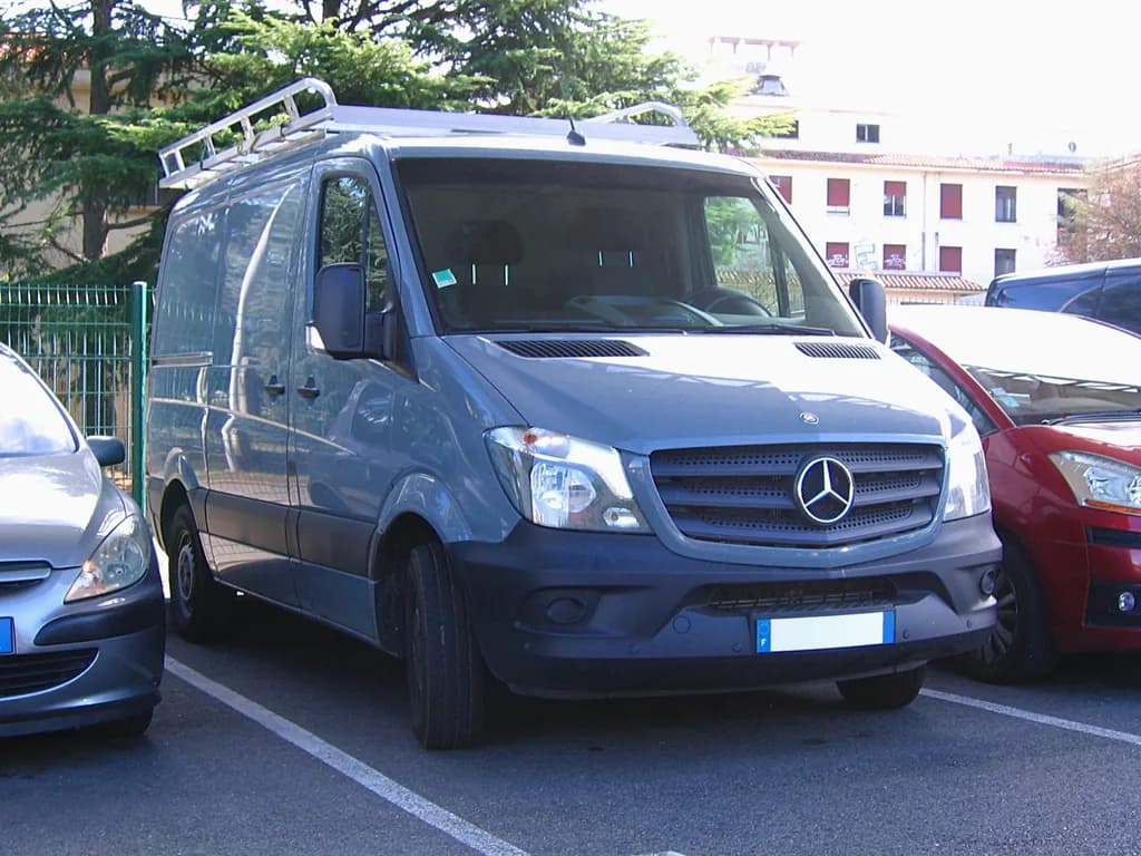 Mercedes-Benz Sprinter 2016 | BarnCas | CC BY-SA 4.0 | commons.wikimedia.org