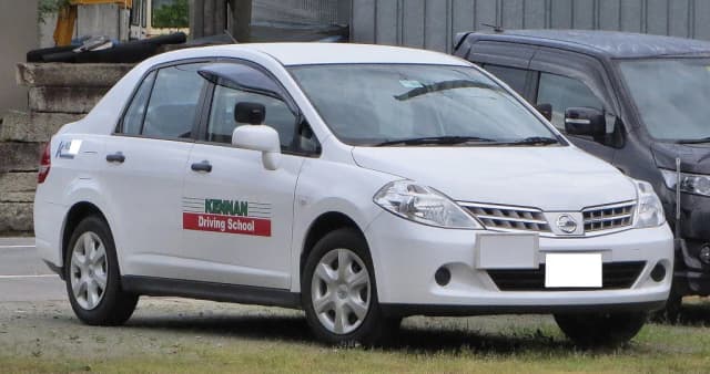 2013 Nissan Tiida Sl 1.8/1.8 Flex 16V Mec