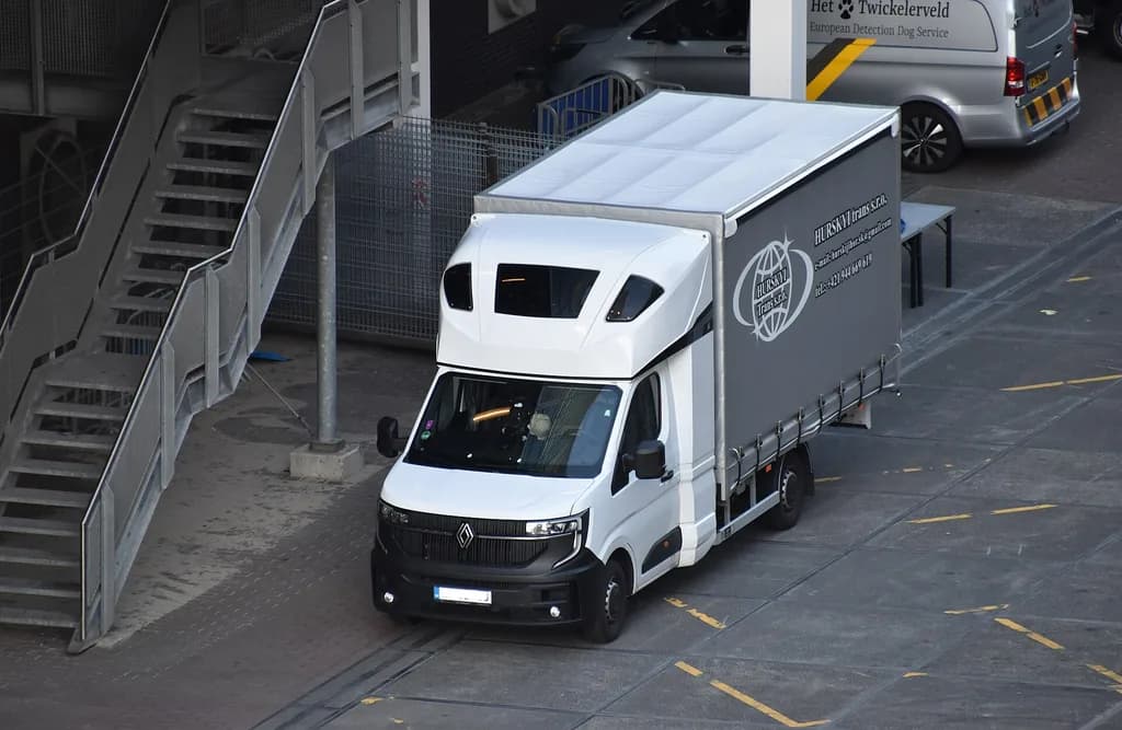 2027 Renault Master 2.3 Dci Chassi 16V Diesel