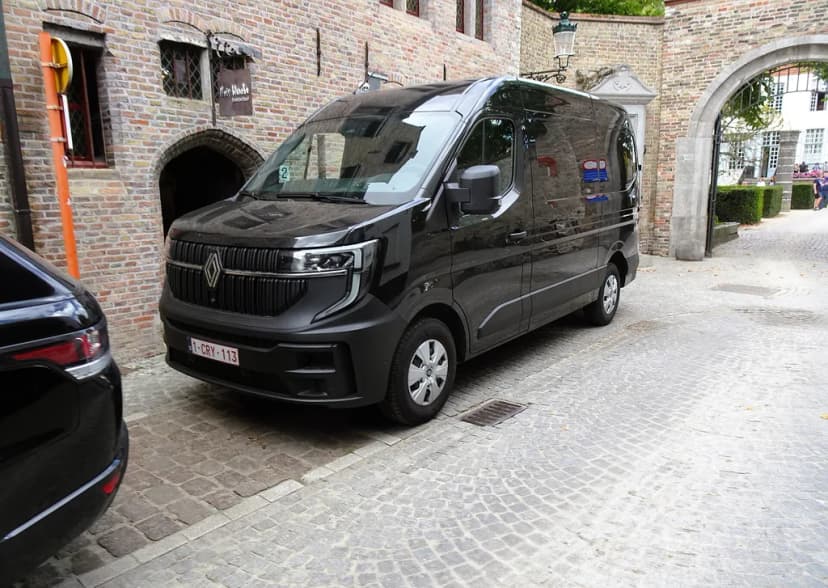 2027 Renault Master 2.3 Dci Extra F.vitre 16V Diesel
