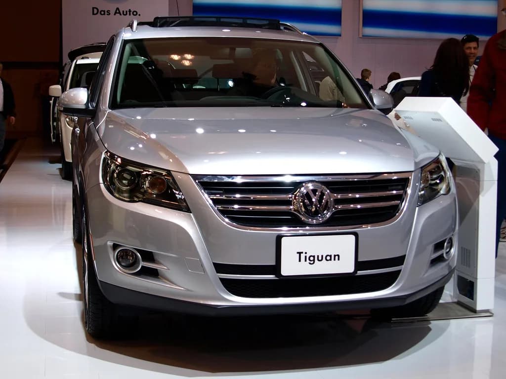 Volkswagen Tiguan 2011 | Michael Gil from Calgary, AB, Canada | CC BY 2.0 | commons.wikimedia.org