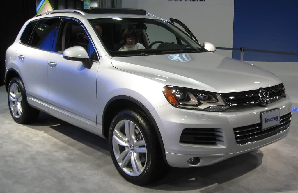 Volkswagen Touareg 2010 | IFCAR | Public domain | commons.wikimedia.org
