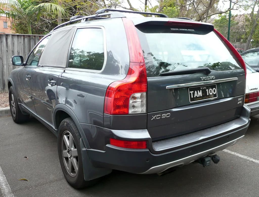 Volvo XC 2006 | OSX | Public domain | commons.wikimedia.org