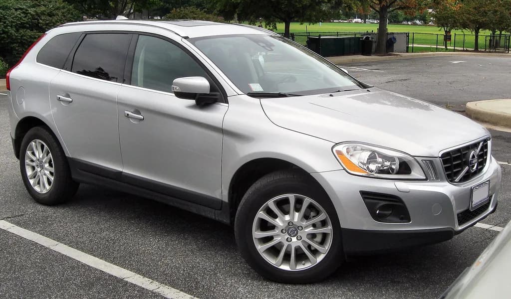 Volvo XC 2012 | IFCAR | Public domain | commons.wikimedia.org